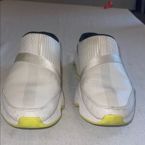 Sorel Black Slip-On Sneakers SZ 9 small blemish on the shoe see pics.